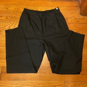 Jacqueline Ferrar 100% Silk Black Pants - Size 8